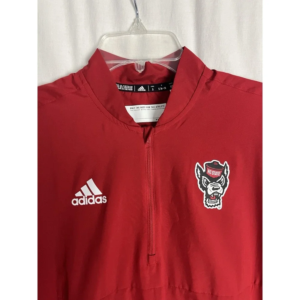 Adidas NC State Wolfpack Men's S AEROREADY Lightweight Vented Jacket Red